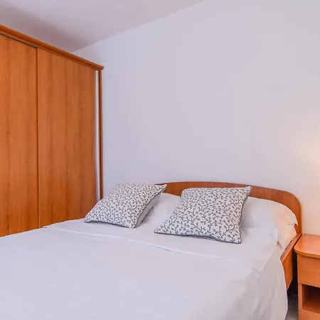 Family-friendly With Swimming Pool Okrug Gornji, Ciovo - 18827 Apartamento *