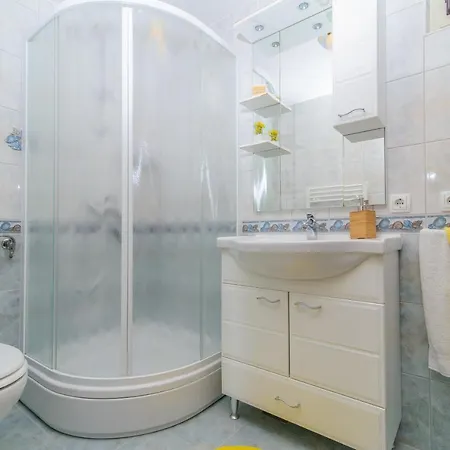 Family-friendly With Swimming Pool Okrug Gornji, Ciovo - 18827 * Trogir