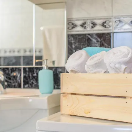 Daire Family-friendly With Swimming Pool Okrug Gornji, Ciovo - 18827