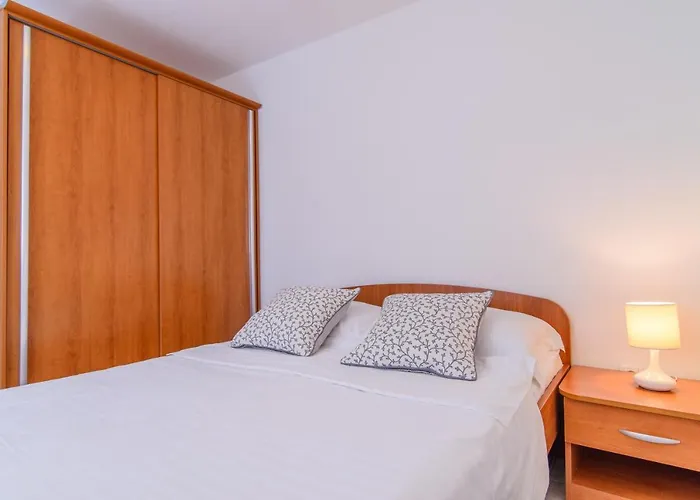 Family-friendly With Swimming Pool Okrug Gornji, Ciovo - 18827 Apartman *