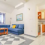 Apartment Family-friendly With Swimming Pool Okrug Gornji, Ciovo - 18827 Trogir