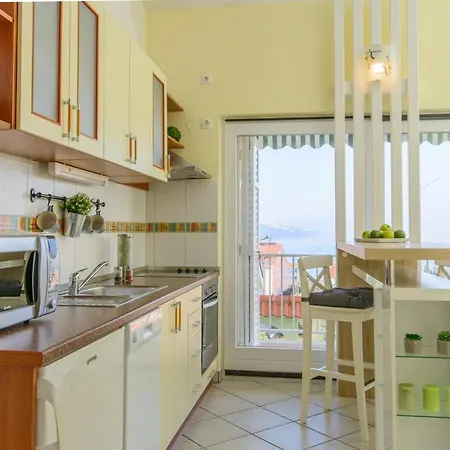 Family-friendly With Swimming Pool Okrug Gornji, Ciovo - 18827 شقة تروغير