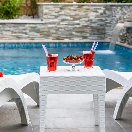 Family-friendly With Swimming Pool Okrug Gornji, Ciovo - 18827 شقة