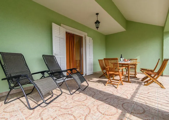 Family-friendly With Swimming Pool Okrug Gornji, Ciovo - 18827