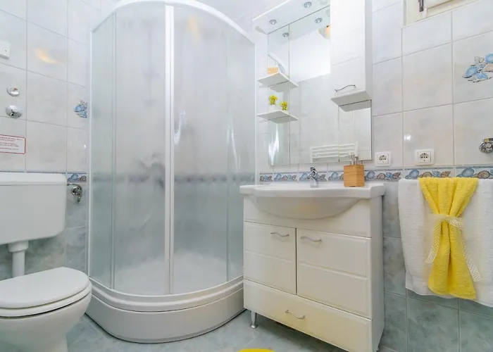 Family-friendly With Swimming Pool Okrug Gornji, Ciovo - 18827 * Trogir