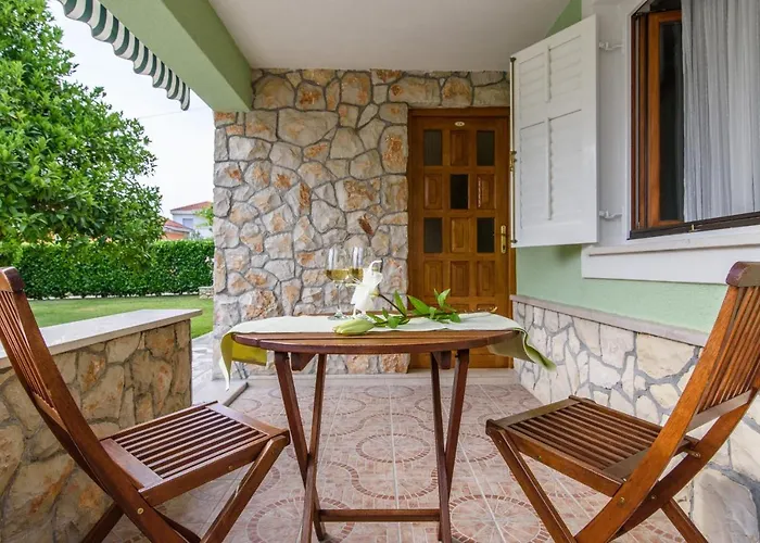 Family-friendly With Swimming Pool Okrug Gornji, Ciovo - 18827 * Trogir