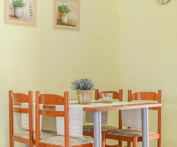 Appartement Family-friendly With Swimming Pool Okrug Gornji, Ciovo - 18827