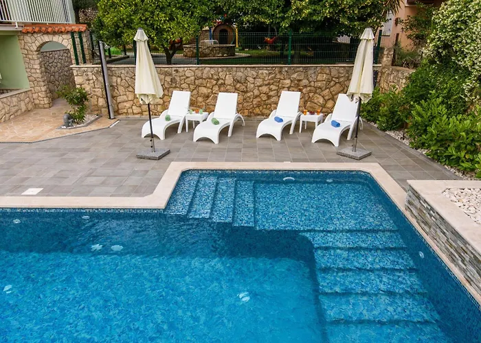 Family-friendly With Swimming Pool Okrug Gornji, Ciovo - 18827 * Trogir