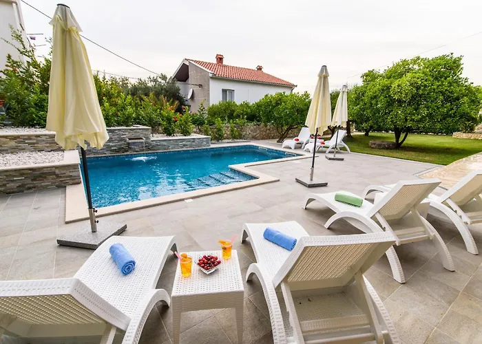 Family-friendly With Swimming Pool Okrug Gornji, Ciovo - 18827 Appartement Trogir