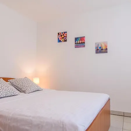 Appartement Family-friendly With Swimming Pool Okrug Gornji, Ciovo - 18827 *